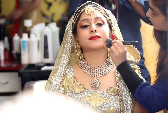 Bridal Makeup Artist In Lucknow
